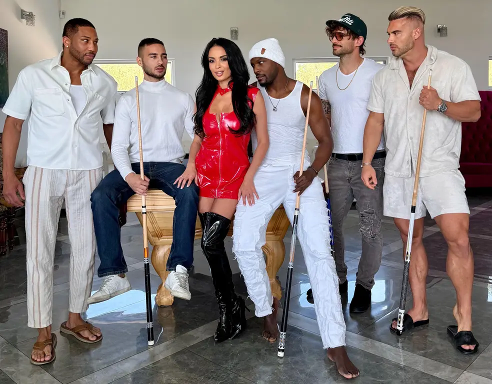 Anissa Kate – THE GANGBANG OF HORNY AND SEXY ANISSA KATE