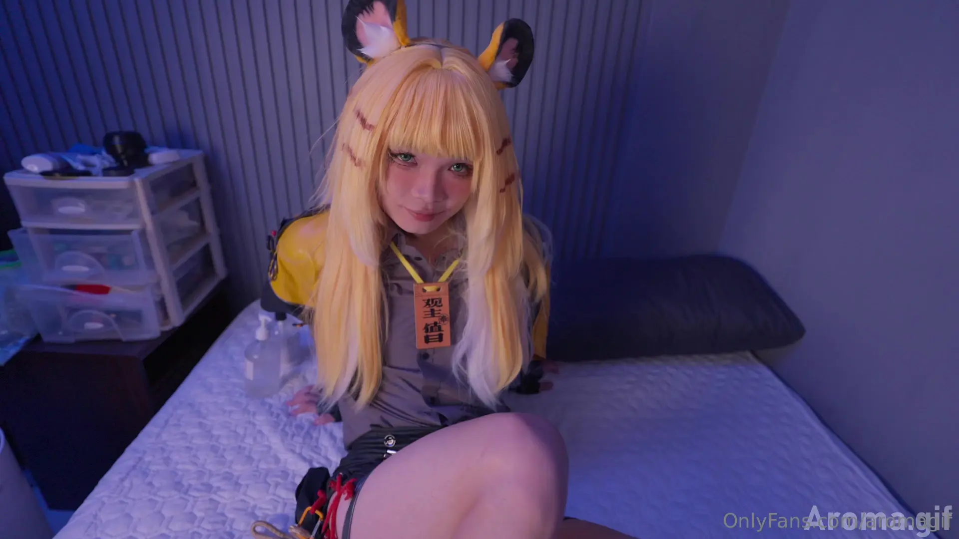 Aromagif – Zenless Zone Zero Ju Fufu cosplay part 1