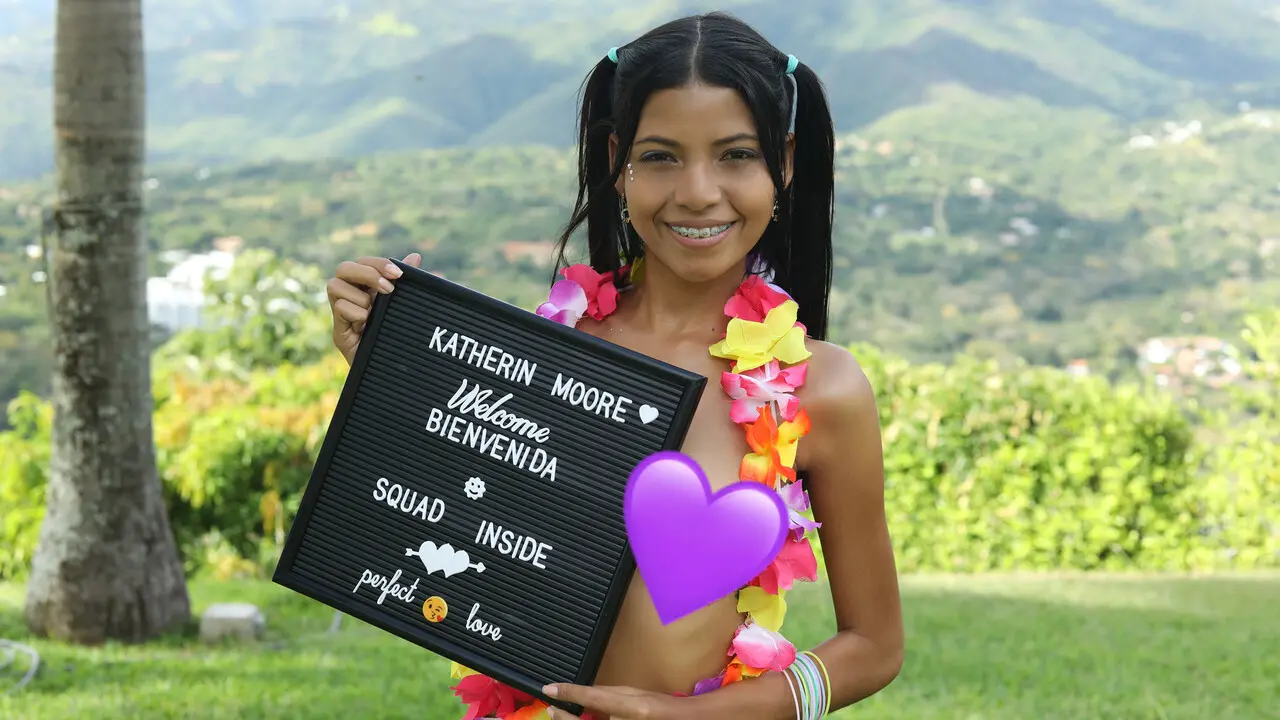 Katherin Moore – Give Me One More Time
